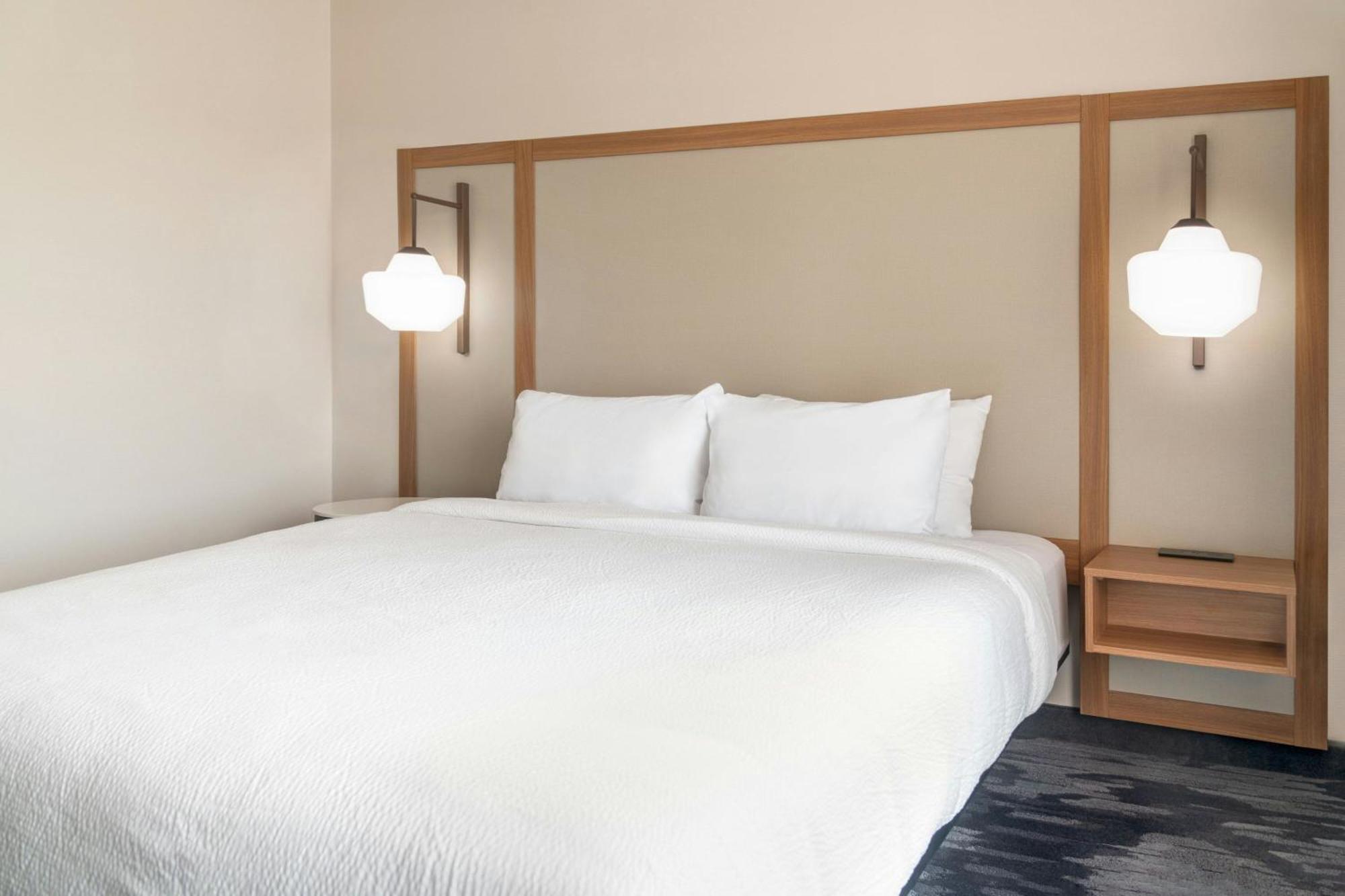 Fairfield By Marriott Inn & Suites Kansas City At The Legends ภายนอก รูปภาพ